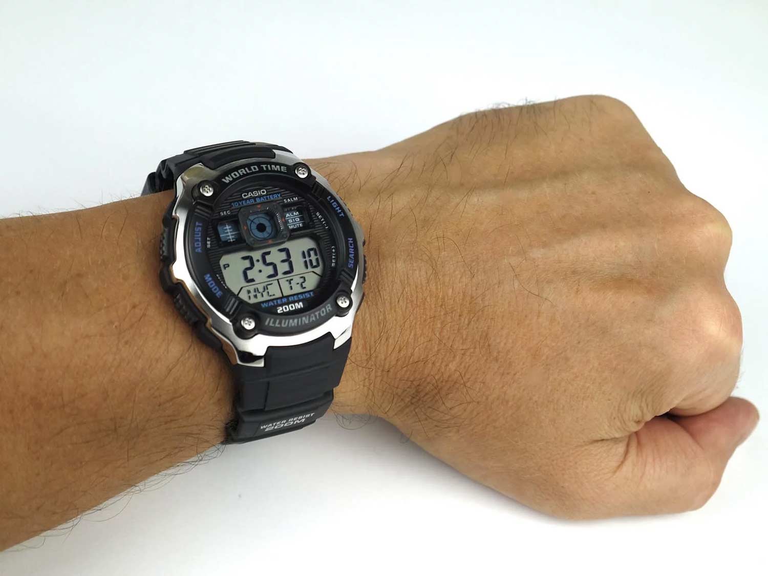 Японские наручные часы CASIO CASIO COLLECTION AE-2000W-1A