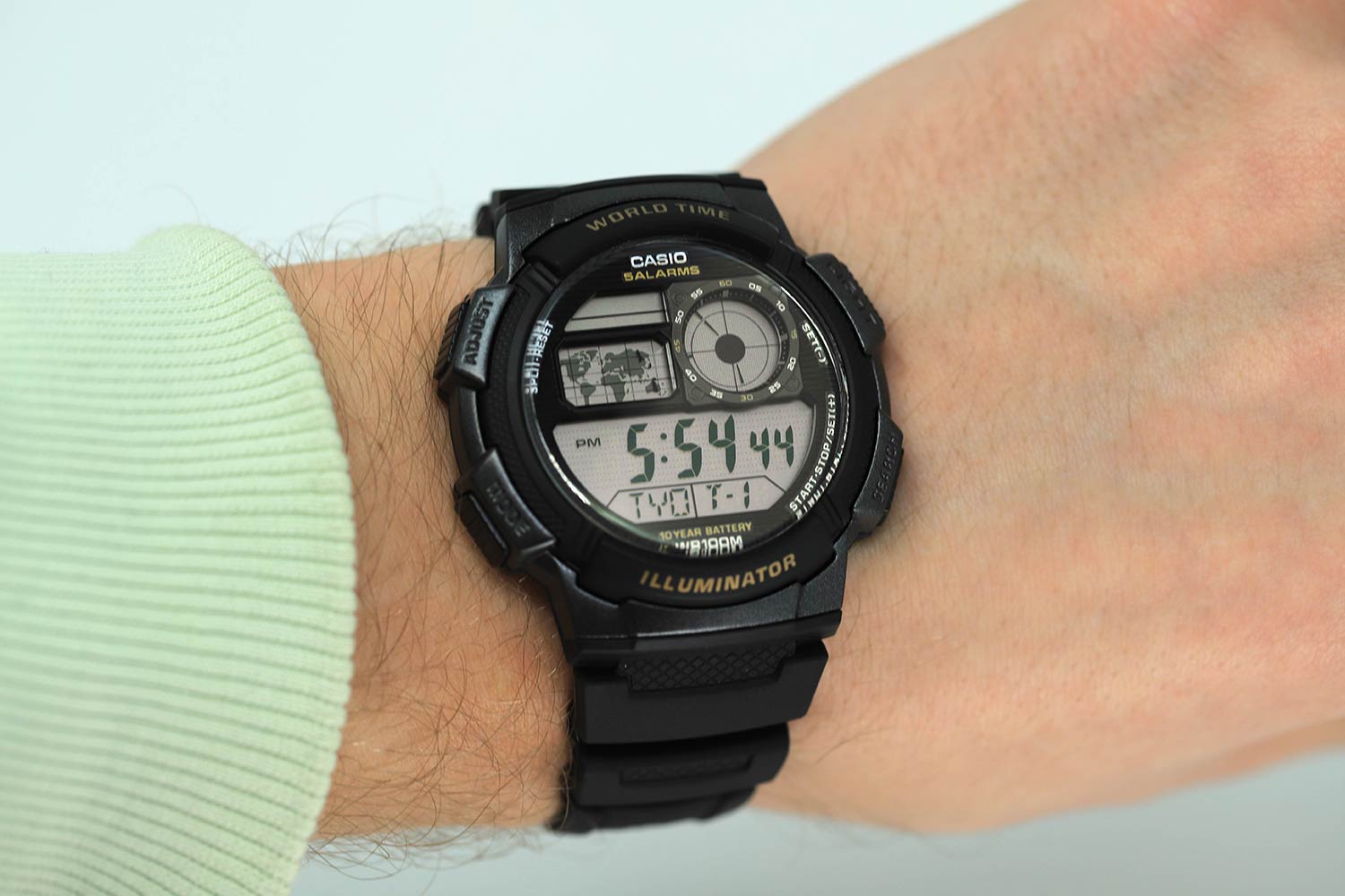 Японские наручные часы CASIO CASIO COLLECTION AE-1000W-1A