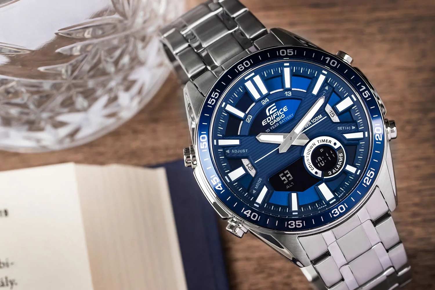 Японские наручные часы CASIO EDIFICE EFV-C100D-2A