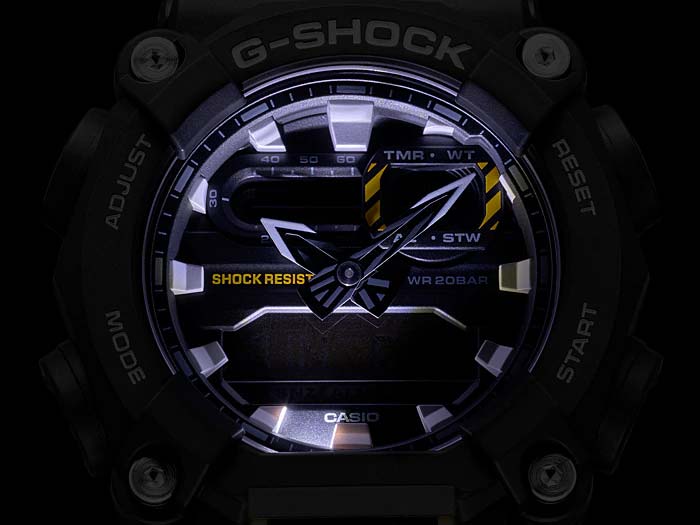 Японские наручные часы Casio G-SHOCK GA-900-1AER с хронографом